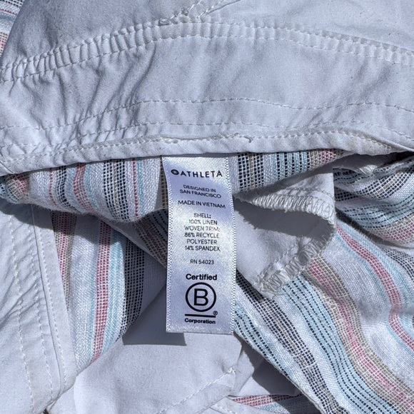 Athleta Women’s Cabo Beachside Linen Stripe Shorts - Picture 6 of 6